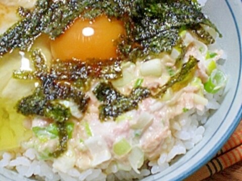 缶詰でつくる♪まぐろとろろ丼